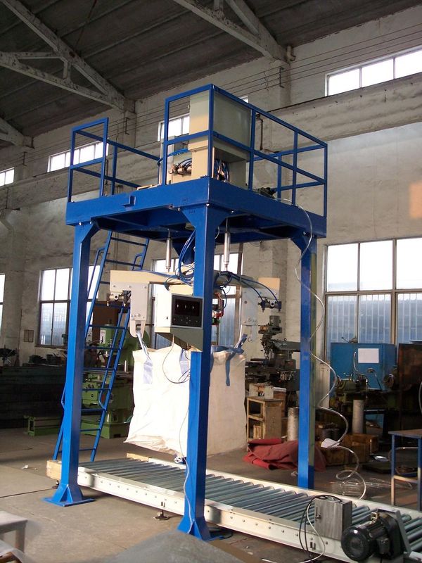 เครื่องบรรจุถุงจัมโบ้แนวตั้งเครื่องใส่ปุ๋ย / Feed Bagger 220V - 380V